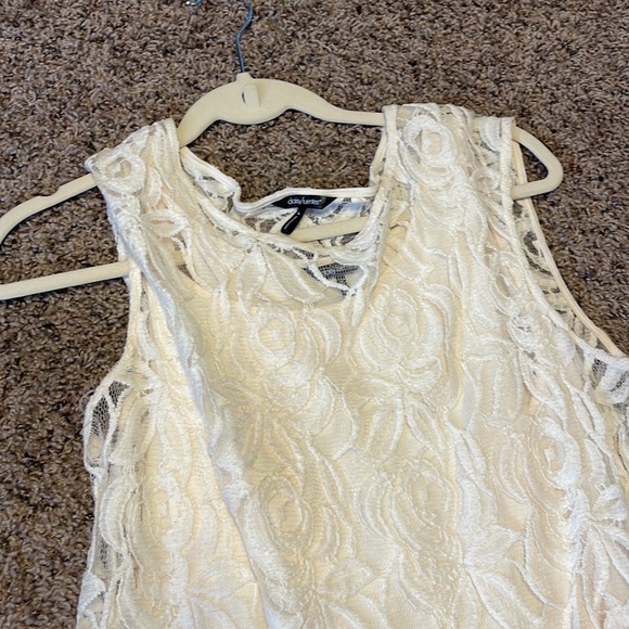 White lace women’s dress with slip size large - Picture 3 of 4